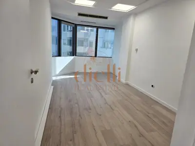 Zyrë me qera në Bulevardi Deshmoret e Kombit, Tiranë, 118 m². Foto 8 nga 10