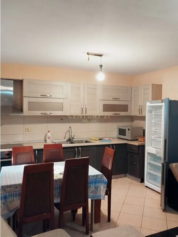 Appartamento 2+1 in affitto a Tirana, 77 m². Foto 1 di 5