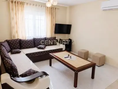 Apartment 1+1 for rent in Spitali Ushtarak, Tirana, 120 m². Photo 4 of 6