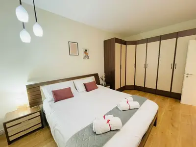 Apartament 2+1 me qera në Rruga Myslym Shyri, Tiranë, 100 m². Foto 8 nga 11