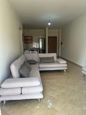 Shtëpi private 1+1 me qera në Rruga Mis Durhan, Vlorë, 85 m². Foto 2 nga 9
