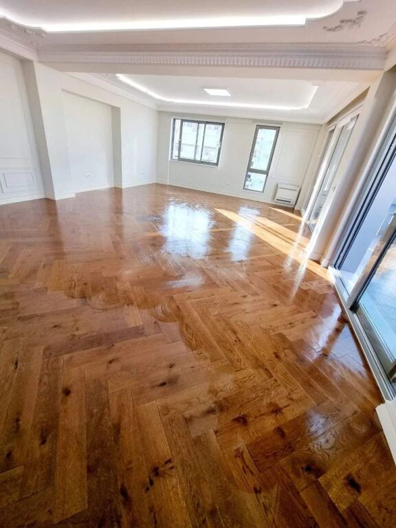 Ufficio in affitto a Blloku, Tirana, 217 m². Foto 2 di 3