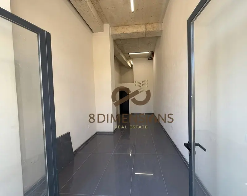 Dyqan me qera në Astir, Tiranë, 32 m²