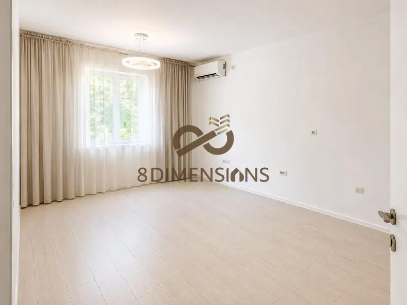 Dyqan me qera në Blloku, Tiranë, 50 m²