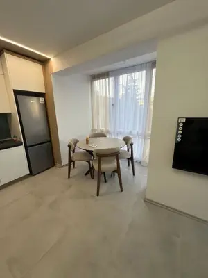 Apartament 2+1 me qera në Ura e Tabakëve, Tiranë, 90 m². Foto 2 nga 4