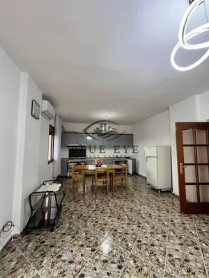 Appartamento 3+1 in affitto a Tregu i Vogel Industrial, Durazzo, 150 m². Foto 3 di 8