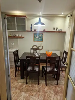 Apartament 2+1 me qera në Rruga Fortuzi, Tiranë, 130 m². Foto 3 nga 10