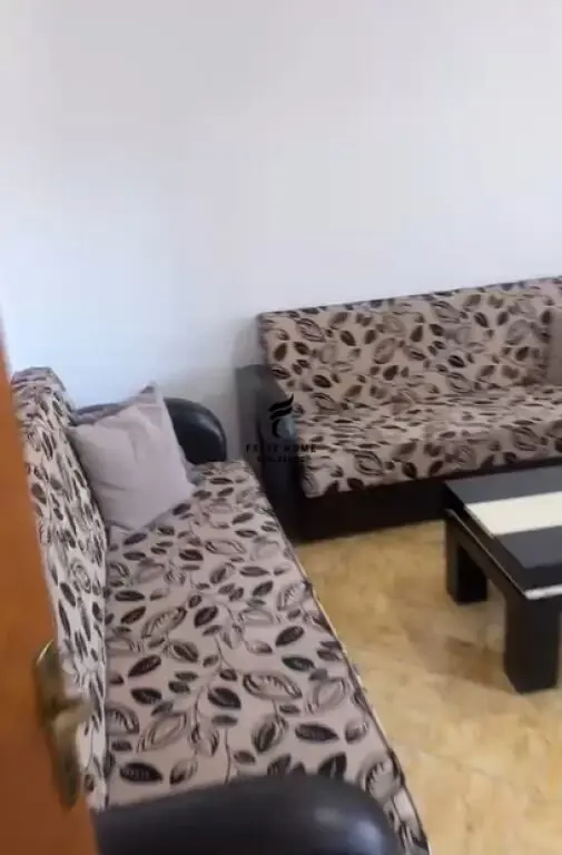 Apartament 1+1 me qera në Kinostudio, Tiranë, 60 m²