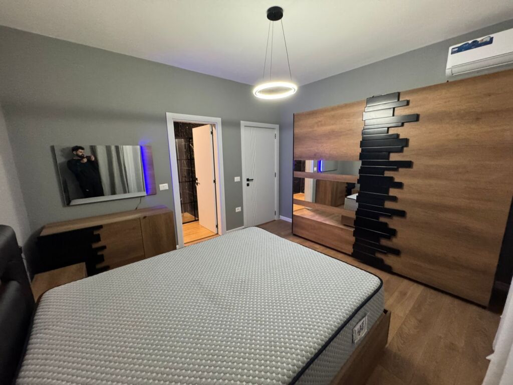 Apartment 2+1 for rent in Kopshti Botanik Zoologjik, Tirana, 120 m². Photo 3 of 3
