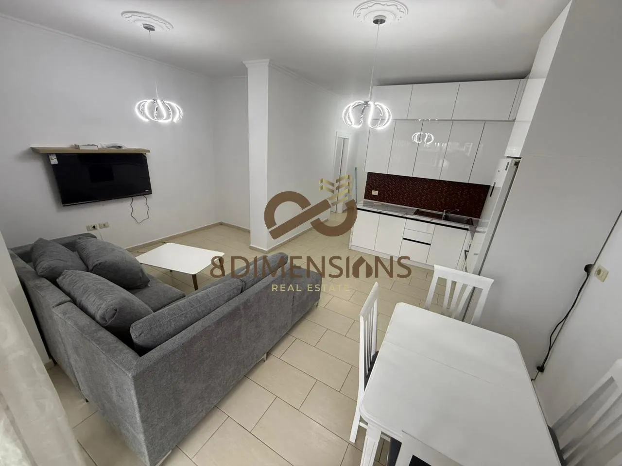 Appartamento 1+1 in affitto a Myslym Shyri, Tirana, 80 m². Foto 1 di 4
