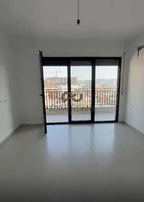Apartament 3+1 me qera në Jordan Misja, Tiranë, 125 m². Foto 2 nga 6