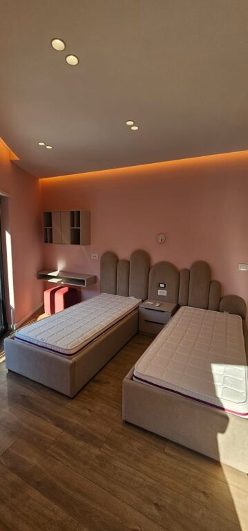 Appartamento 2+1 in affitto a Kodra e Diellit, Tirana, 100 m². Foto 2 di 3