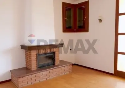 Villa for rent in Rruga Rinia, Elbasan, 220 m². Photo 3 of 3