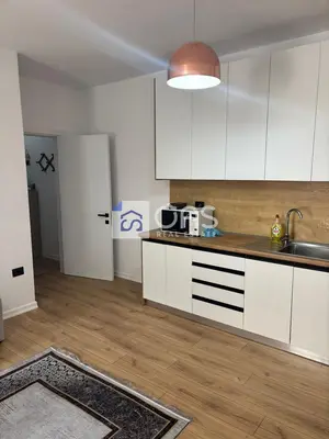 Appartamento 2+1 in affitto a Kompleksi Star, Tirana, 100 m². Foto 3 di 10