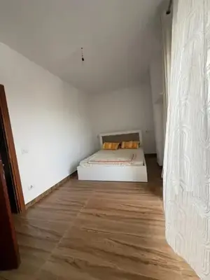 Apartament me qera në Spitallë, Durrës, 150 m². Foto 3 nga 4