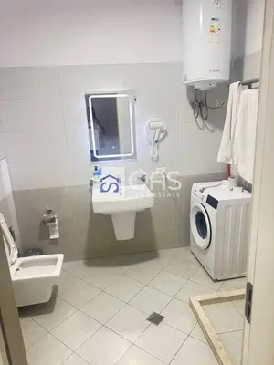 Apartament 1+1 me qera në 5 Maj, Tiranë, 70 m². Foto 3 nga 6