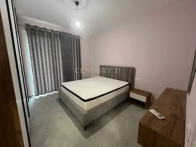 Apartament 1+1 me qera në Yzberisht, Tiranë, 72 m². Foto 6 nga 8