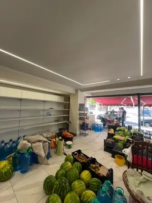 Negozio in affitto a Rruga Jahja Ballhysa, Durazzo, 140 m². Foto 6 di 9