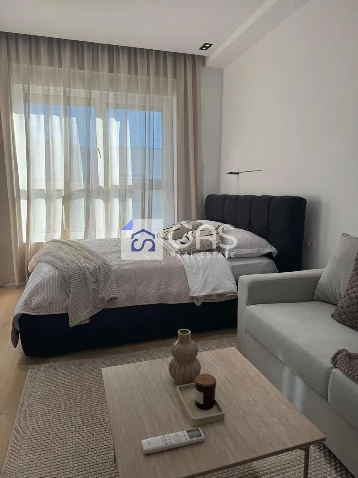 Apartament me qera në Ali Demi, Tiranë, 52 m². Foto 1 nga 12
