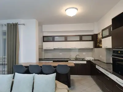 Apartament me qera në Gama Professional, Vlorë, 120 m². Foto 4 nga 6