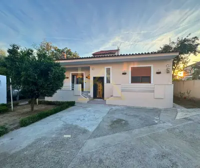 House 3+1 for rent in Bashkia, Kamëz, 110 m². Photo 1 of 6