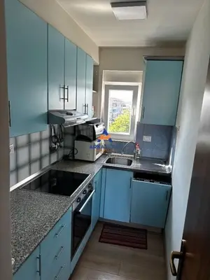 Apartament 2+1 me qera në Brryli, Tiranë, 75 m². Foto 3 nga 6