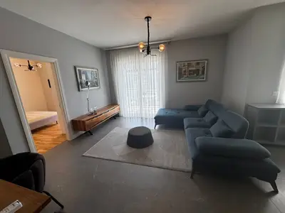 Apartament 1+1 me qera në TEG, Tiranë, 90 m². Foto 2 nga 7