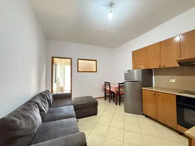 Apartament me qera në Porti, Vlorë, 50 m². Foto 6 nga 8
