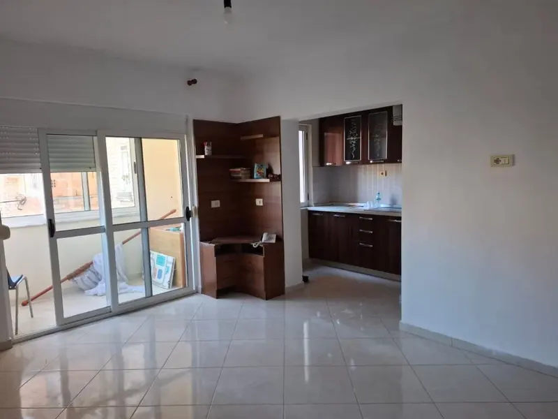 Apartament 2+1 me qera në Shkolla e Baletit, Tiranë, 100 m²