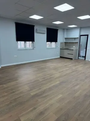 Ufficio in affitto a Toptani, Tirana, 63 m². Foto 3 di 5
