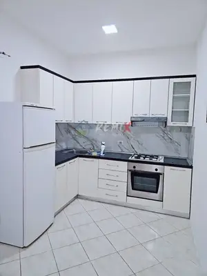 Apartment 1+1 for rent in Rruga Sulejman Pitarka, Durrës, 70 m². Photo 2 of 12
