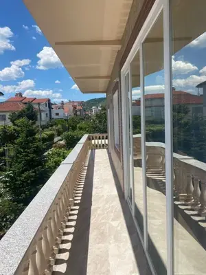 House 3+1 for rent in Sauk, Tirana, 135 m². Photo 2 of 11