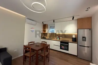 Villa in affitto a Rruga Mihal Grameno, Tirana, 70 m². Foto 2 di 7