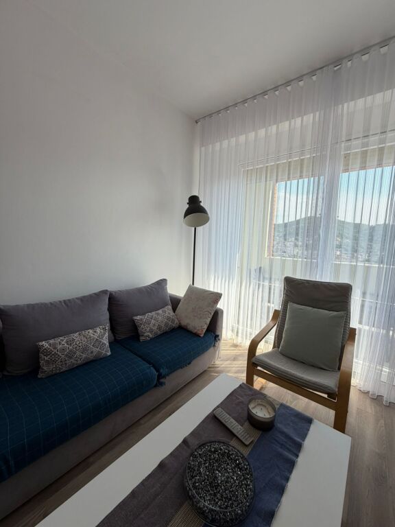 Apartament 2+1 me qera në Yzberisht, Tiranë, 100 m². Foto 2 nga 3