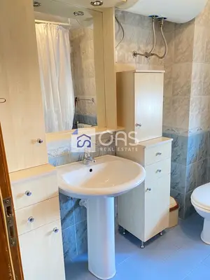 Dupleks 3+1 me qera në Rruga e Elbasanit, Tiranë, 140 m². Foto 10 nga 12