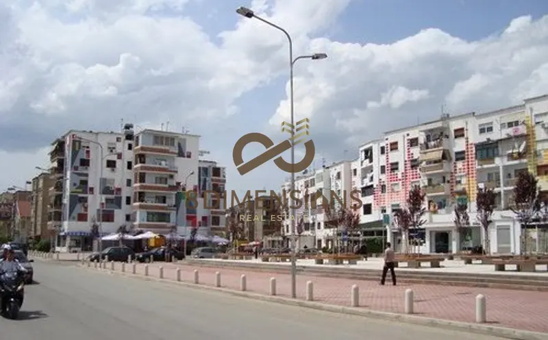 Vilë me qera në Xhamlliku, Tiranë, 600 m²