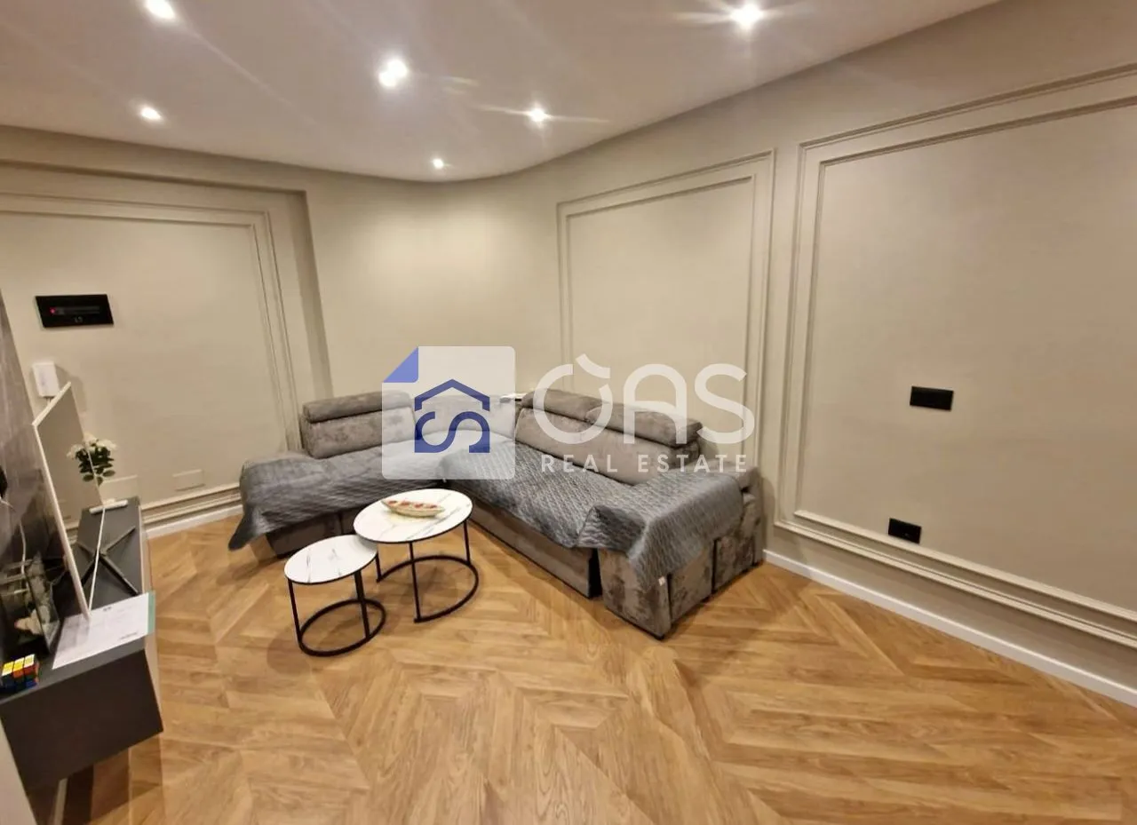 Apartament 1+1 me qera në Kodra e Diellit, Tiranë, 72 m². Foto 1 nga 8