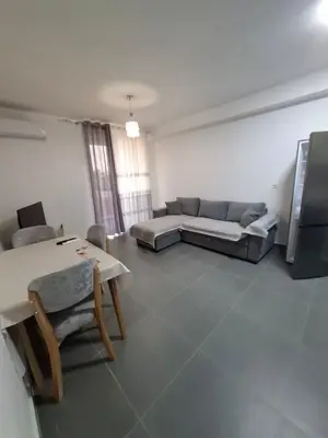 Appartamento 3+2 in affitto a Rruga 5 Maji, Tirana, 110 m². Foto 4 di 7