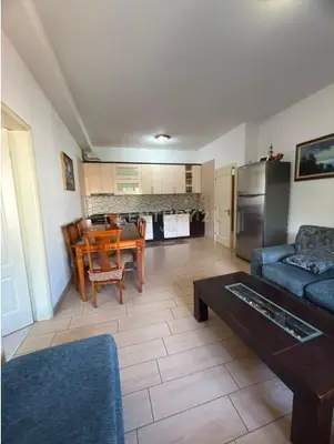 Apartament 2+1 me qera në Gjykata, Durrës, 72 m². Foto 1 nga 12