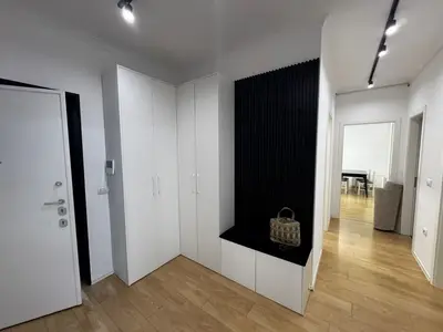 Apartament 3+1 me qera në Rruga e Kosovarëve, Tiranë, 150 m². Foto 8 nga 12