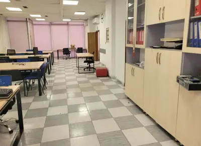 Ambient biznesi me qera në Myslym Shyri, Tiranë, 185 m². Foto 7 nga 11