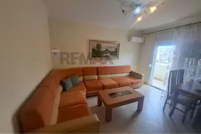 Apartament 2+1 me qera në Qendër, Vlorë, 85 m². Foto 2 nga 11