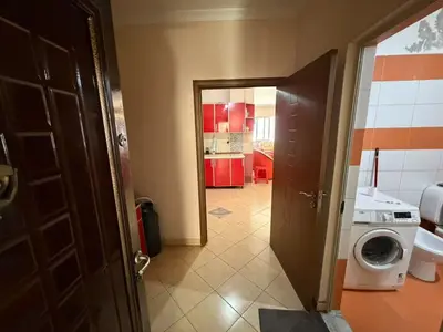 Apartament 2+1 me qera në Kthesa e Kamzës, Tiranë, 110 m². Foto 10 nga 12
