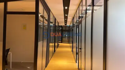 Ufficio in affitto a Liceu Artistik, Tirana, 591 m². Foto 1 di 11