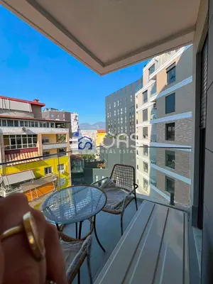 Apartament 1+1 me qera në Selvia, Tiranë, 60 m². Foto 6 nga 7