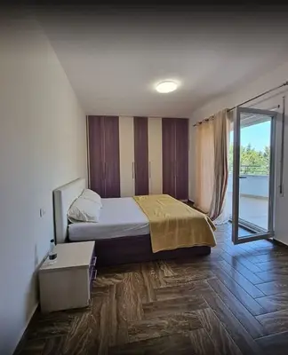 Apartment 1+1 for rent in Rruga Ali Shefqeti, Tirana, 100 m². Photo 6 of 8