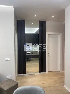 Apartament 1+1 me qera në Komuna e Parisit, Tiranë, 75 m². Foto 5 nga 7