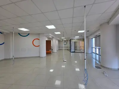 Zyrë me qera në Selvia, Tiranë, 241 m². Foto 3 nga 6