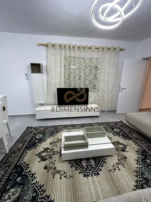 Shtëpi private 2+1 me qera në Sheshi Skënderbej, Tiranë, 120 m². Foto 2 nga 8