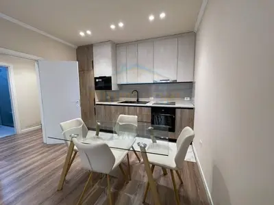 Appartamento 1+1 in affitto a Liqeni i Thatë, Tirana, 72 m². Foto 2 di 6